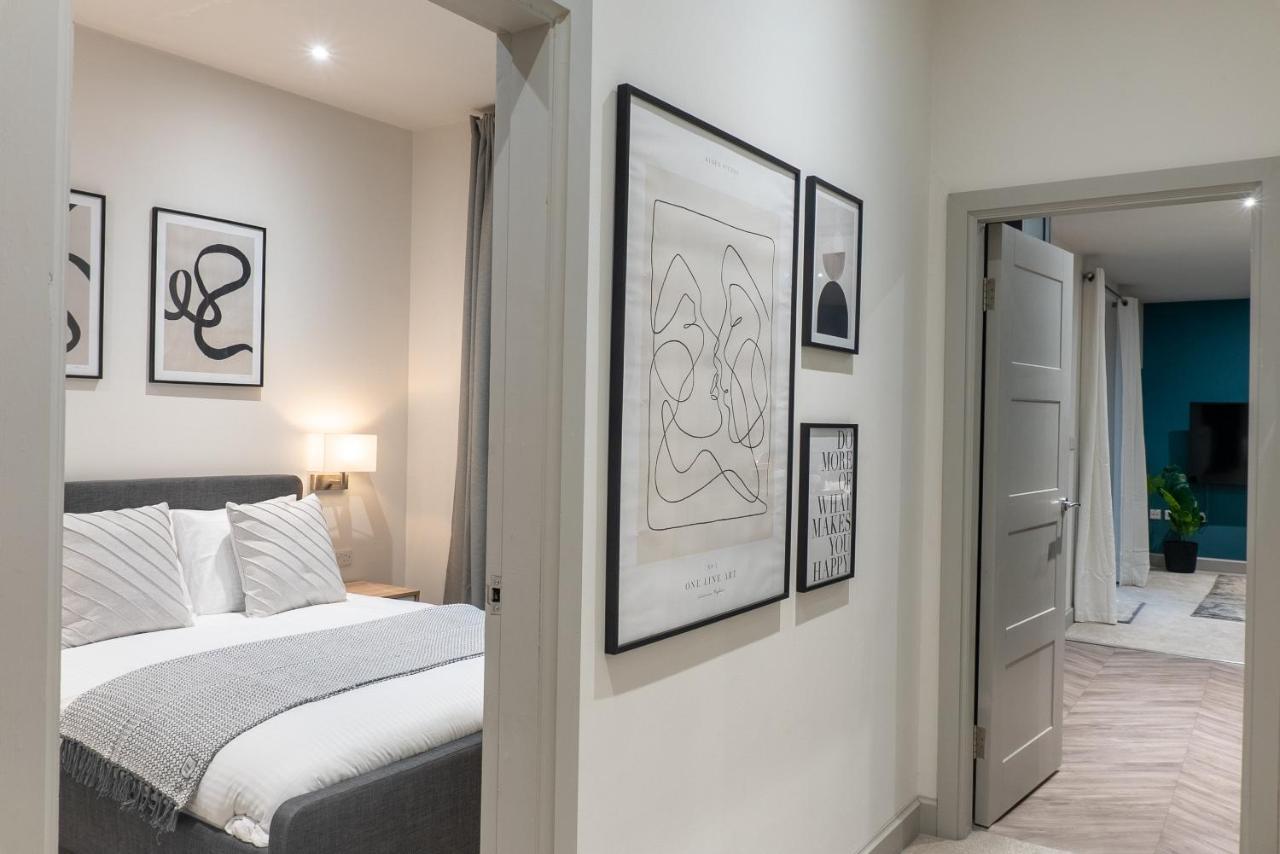 Spring Mount Huge Luxury Full Apartment- Harrogate Centre-Two Extremely Comfy Kingsize Bedrooms-Fully Equipped Modern Kitchen-Cosy Living Room With Huge Tv Екстериор снимка